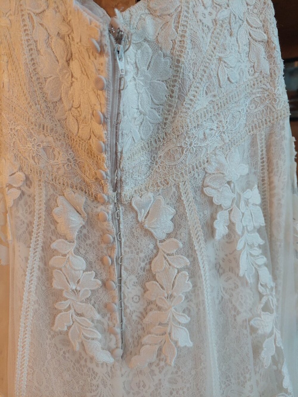 Essense of Australia IVORY 3D flower 2 lace layers Boho Wedding dress size 20 - Picture 11 of 16